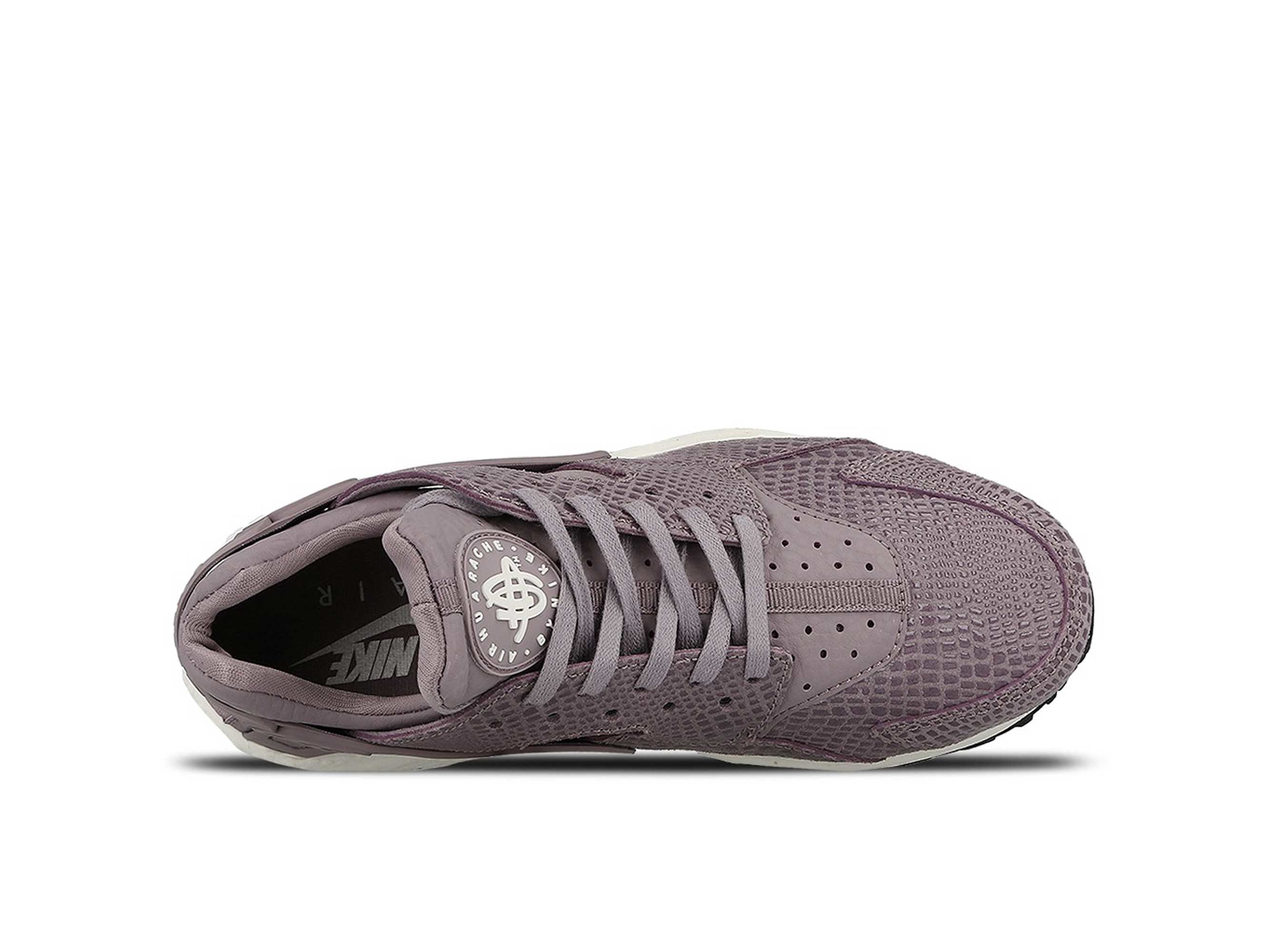 Интернет магазин купить оригинальные кроссовки Nike Air Huarache Run Print Purple Smoke Sail