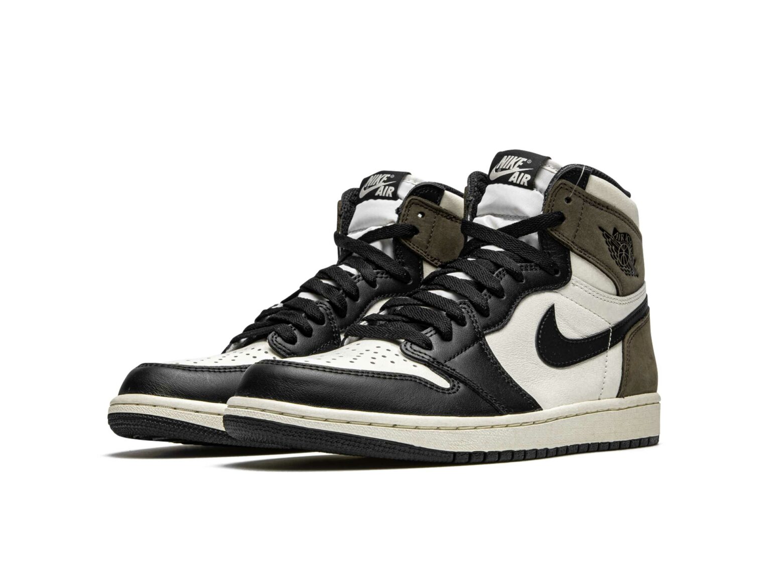 555088 105 nike
