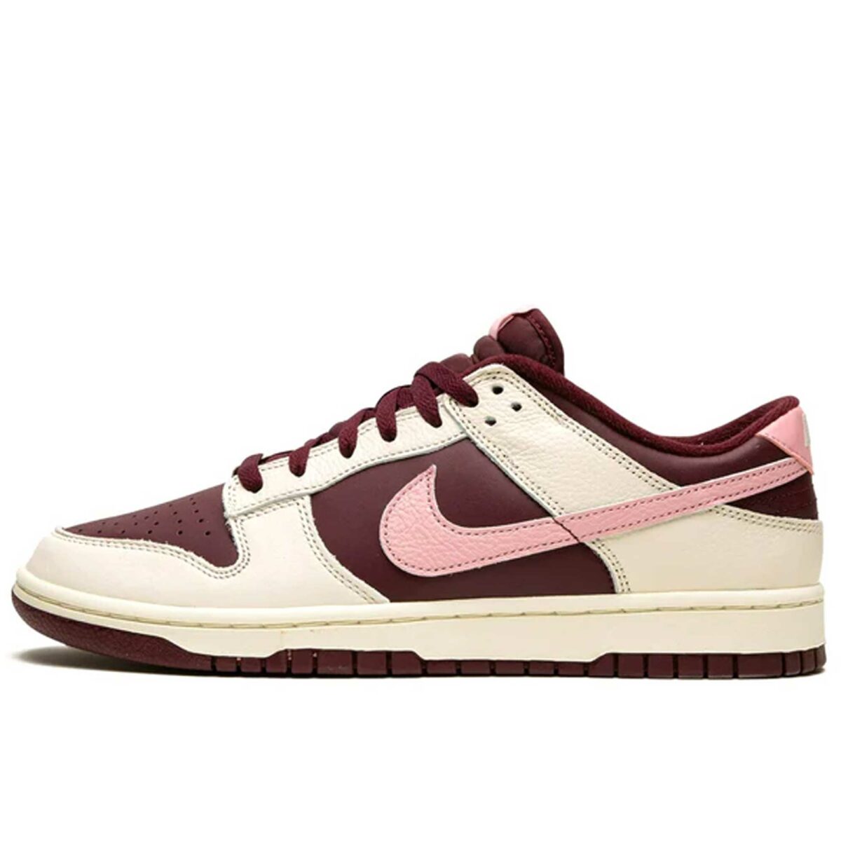 nike dunk low retro valentine’s day 2023 DR9705_100